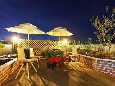Icon Hotel